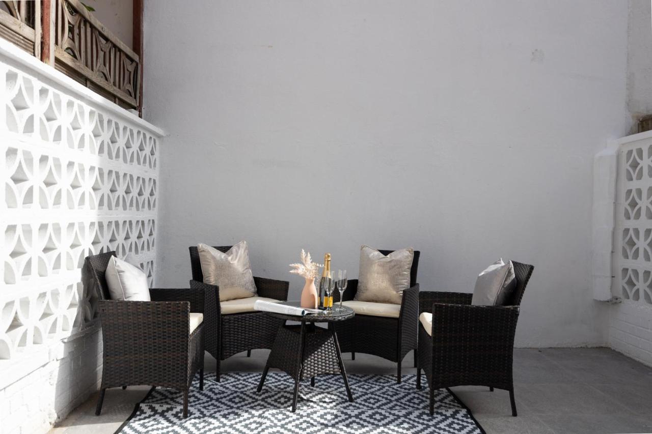 Spacious 4 Bedroom House Next To Kensington Palace Londra Esterno foto