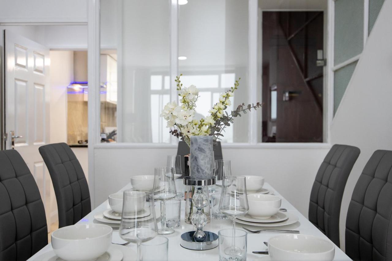 Spacious 4 Bedroom House Next To Kensington Palace Londra Esterno foto