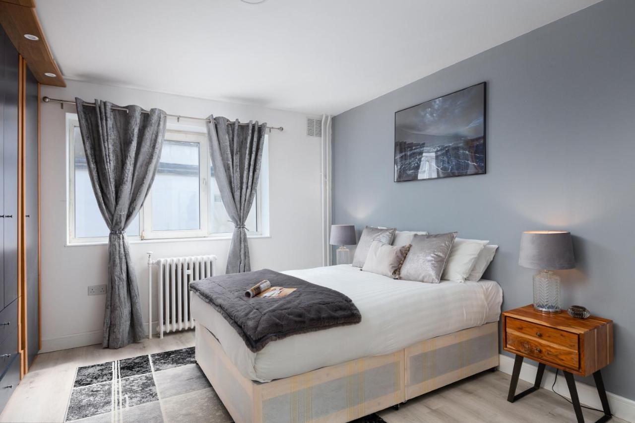 Spacious 4 Bedroom House Next To Kensington Palace Londra Esterno foto