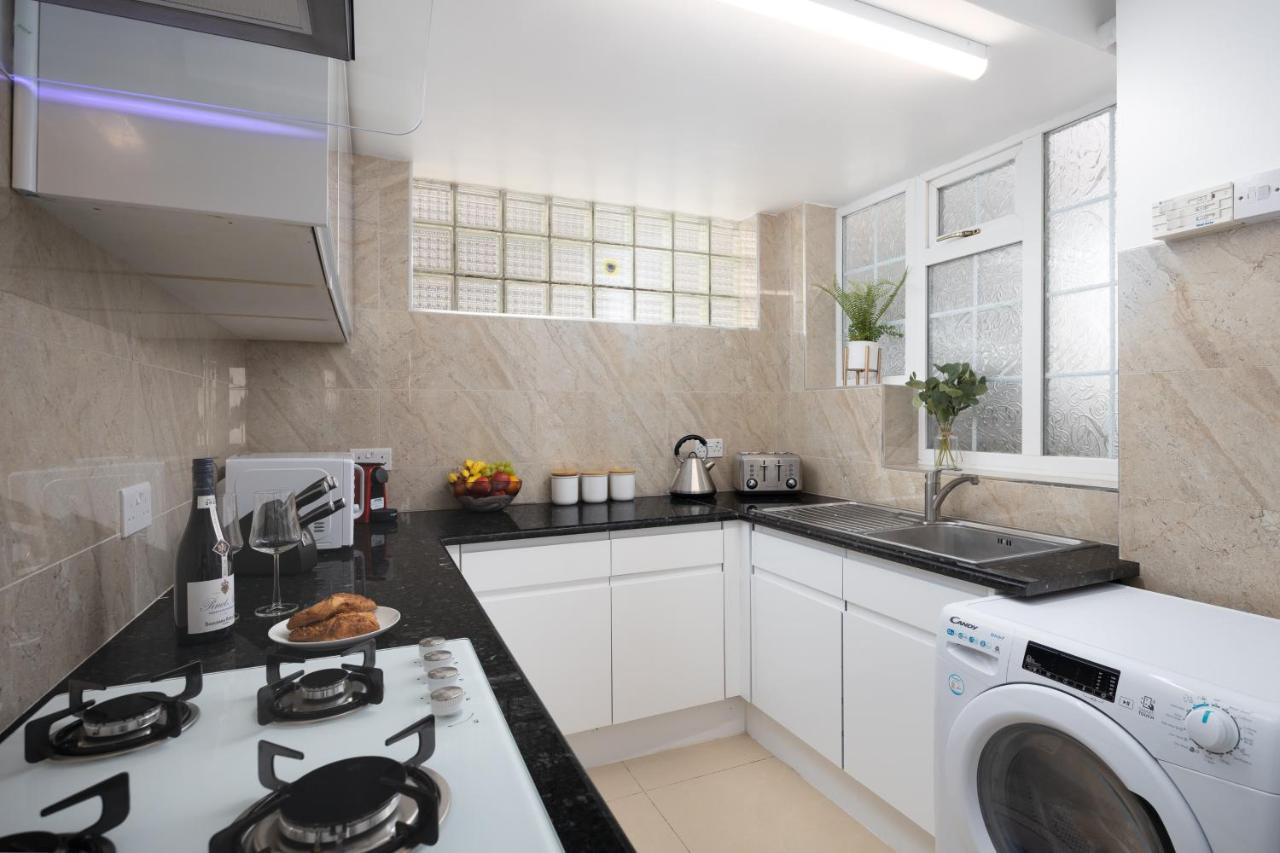 Spacious 4 Bedroom House Next To Kensington Palace Londra Esterno foto